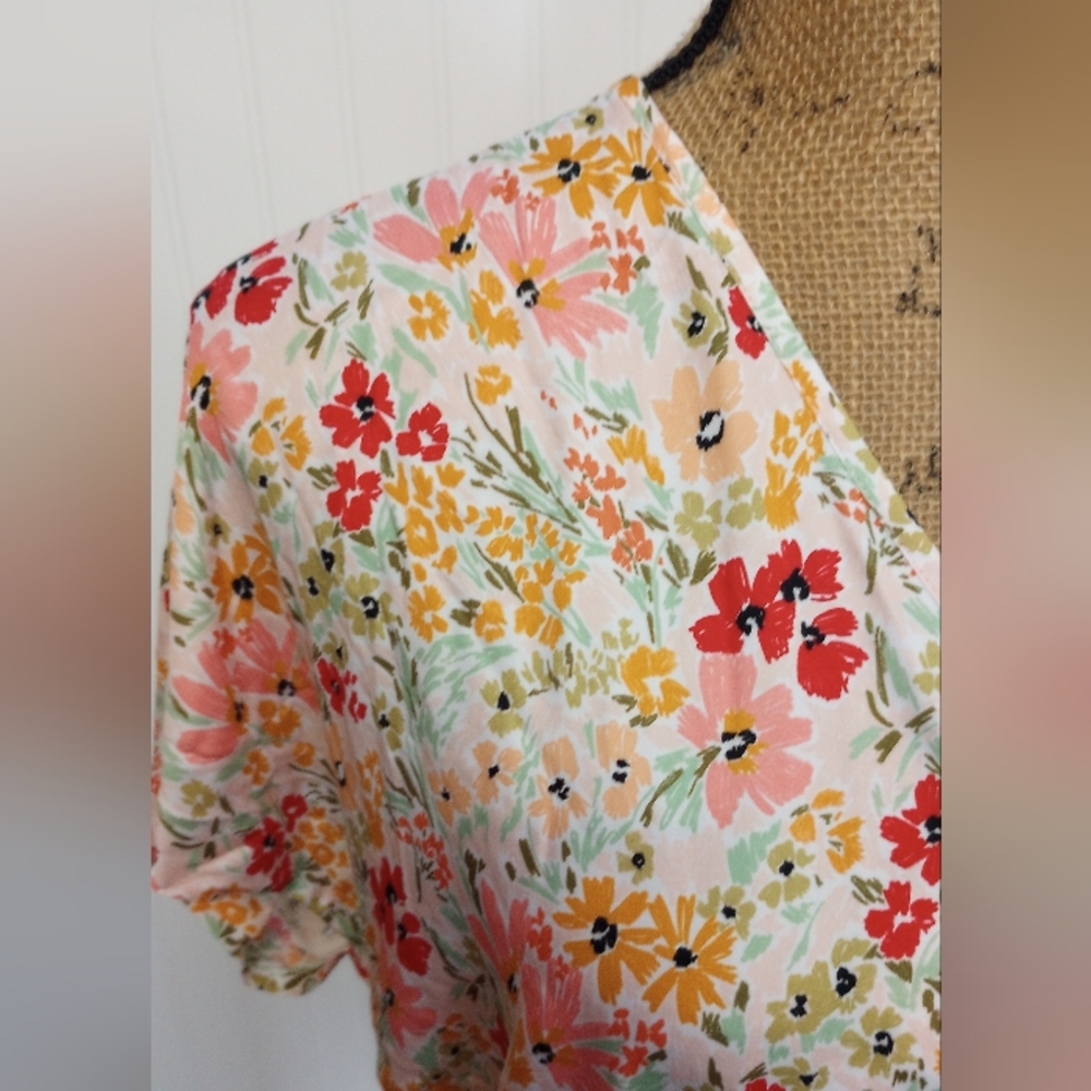 NEW SHORE Willow Romper in Muddled Bloom Size Small Boho Vacation Cottagecore - Picture 5 of 16